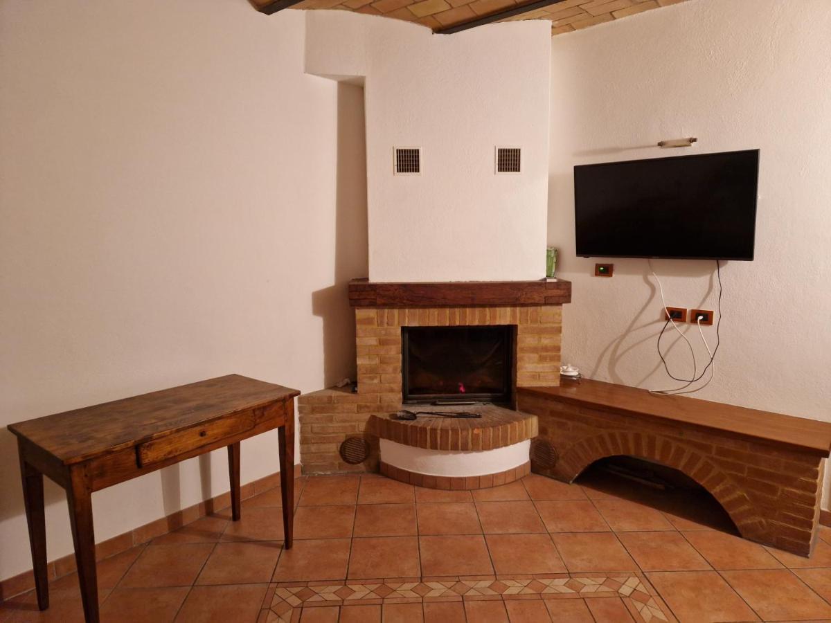 Agriturismo Montepinci 몬탈치노 외부 사진